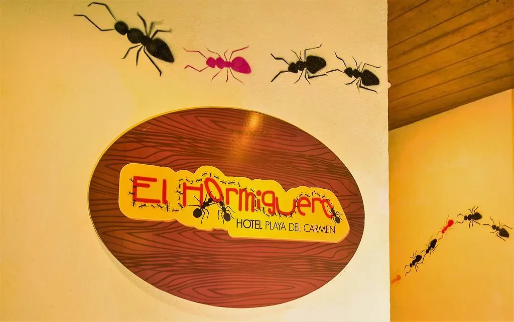 Hotel El Hormiguero Playa del Carmen 3*,